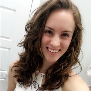 Meet your Posher, Rebecca